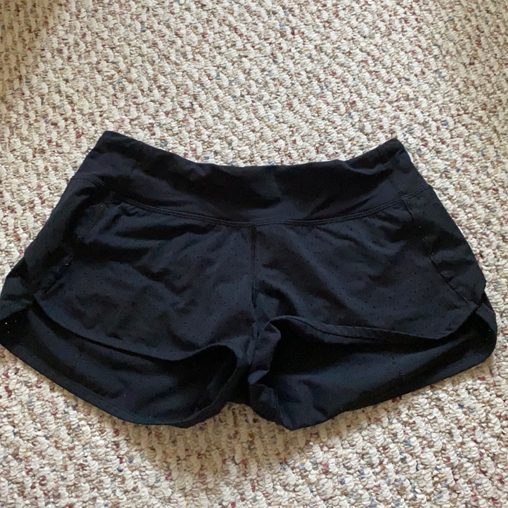 lululemon black running shorts